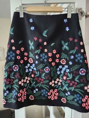 Women's ZARA skirt with lining - Small